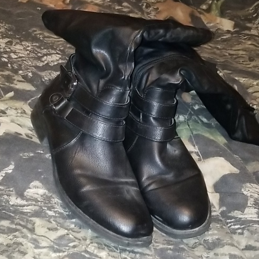 Slouch Boot - Picture 4 of 5